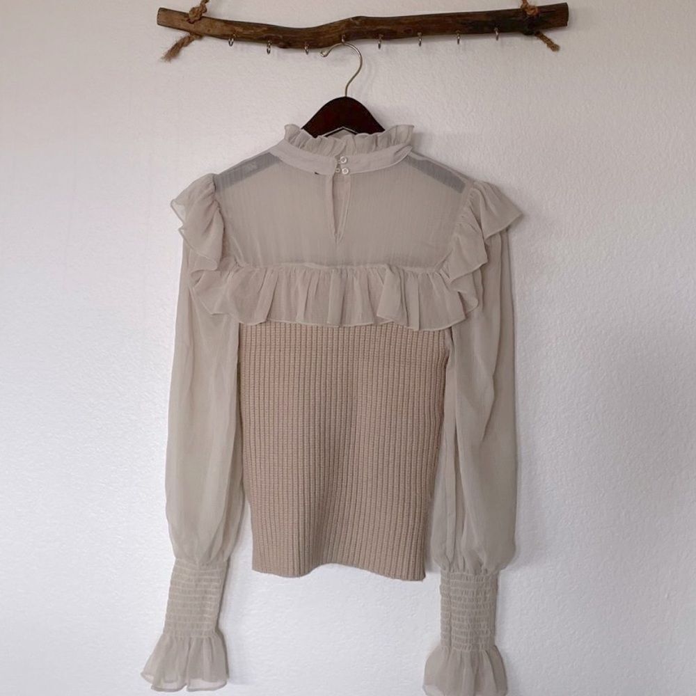 Ruffle cream top - Picture 3 of 3